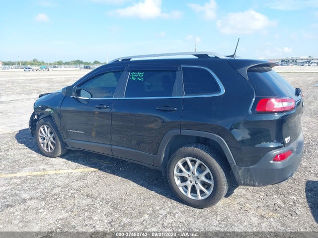 1C4PJLCX6JD568883 Jeep Cherokee Latitude