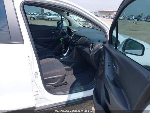 Chevrolet TRAX LS 2020 KL7CJKSB4LB051396 Image 5