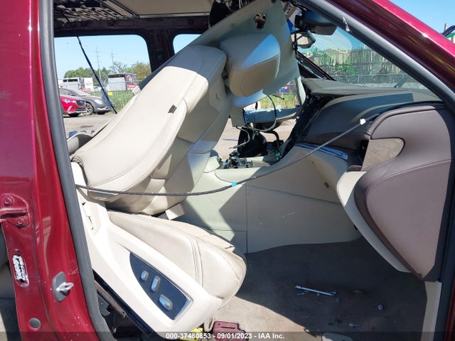1GYS4BKJXGR166993 Cadillac Escalade Luxury Collection