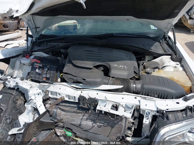 2C3CCAAG1FH763272 Chrysler 300 Limited
