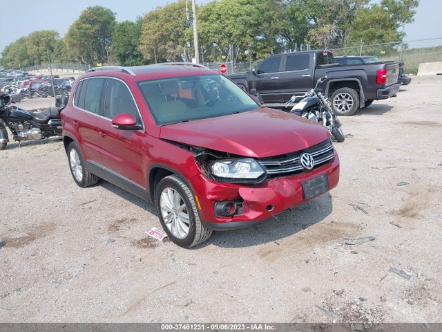 WVGBV7AX0FW108179 Volkswagen TIGUAN SE
