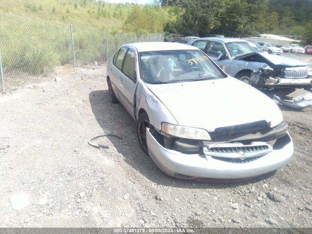 2001 NISSAN ALTIMA GXE VIN: 1N4DL01D01C131221