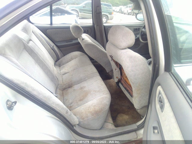 2001 NISSAN ALTIMA GXE VIN: 1N4DL01D01C131221