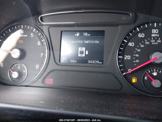 5XYPG4A35KG504860 KIA SORENTO LX