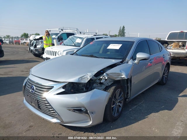 JTHBW1GG7G2104773 Lexus Es 300h Hybrid