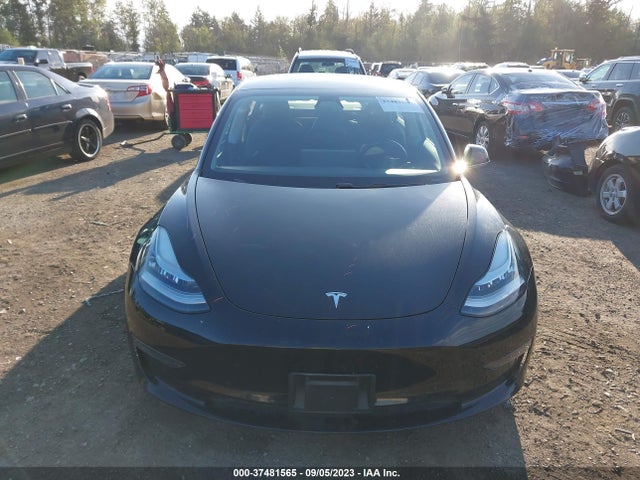2018 Tesla 3, VIN: 5YJ3E1EA2JF037981