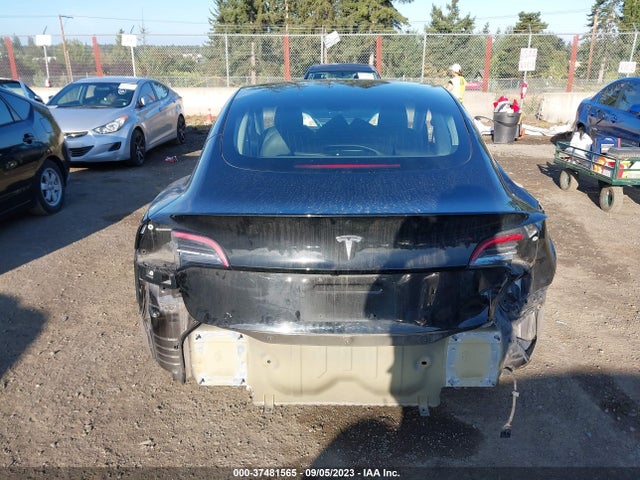 2018 Tesla 3, VIN: 5YJ3E1EA2JF037981