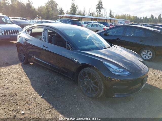 2018 Tesla 3, VIN: 5YJ3E1EA2JF037981