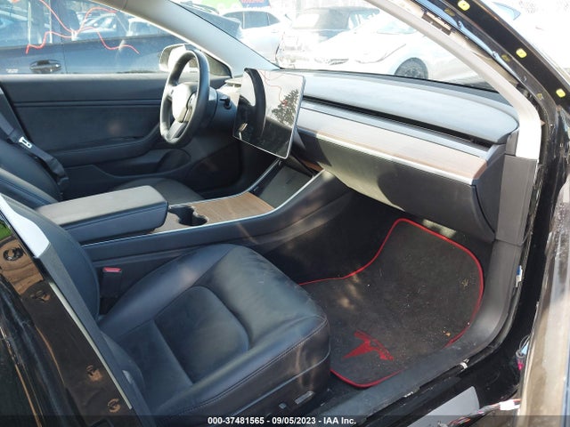 2018 Tesla 3, VIN: 5YJ3E1EA2JF037981