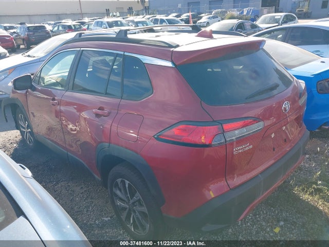 Toyota Corolla Cross Xle 2023 7MUDAAAG5PV052477 Image 3