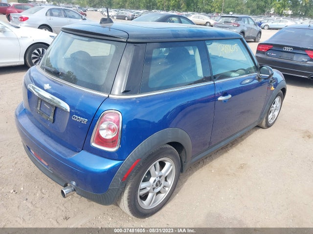 2013 MINI COOPER HARDTOP WMWSU3C59DT544035 Photo 3
