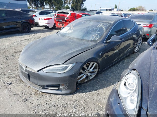 Tesla Model S 90d 2017 5YJSA1E26HF215014 Image 2