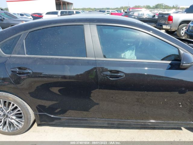 3KPF54AD0NE448998 KIA Forte Gt-line