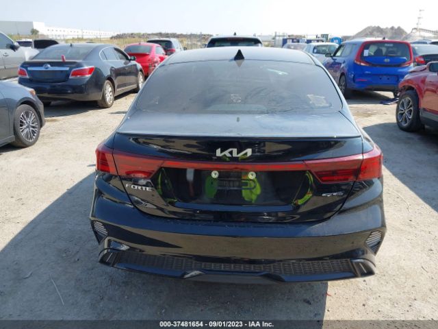 3KPF54AD0NE448998 KIA Forte Gt-line