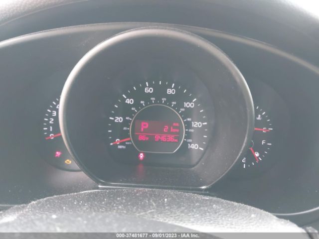 KNDJN2A22G7373804 KIA Soul Base