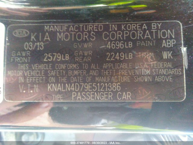 KNALN4D79E5121386 KIA Cadenza Premium