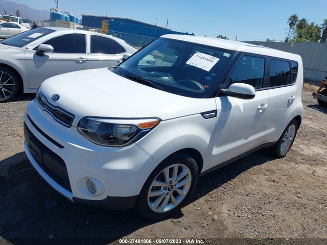 KIA SOUL + 2017 KNDJP3A5XH7432352 Image 2