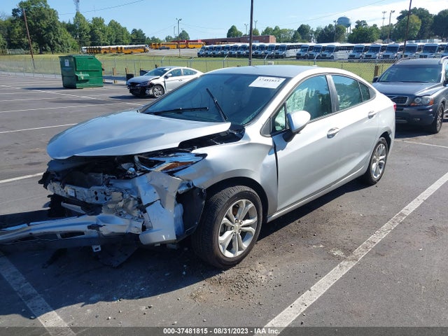 Chevrolet CRUZE LS 2019 1G1BC5SM3K7147929 Image 2