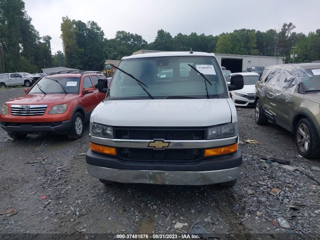 Chevrolet EXPRESS CARGO VAN 2020 1GCWGBFG4L1119447 Image 12