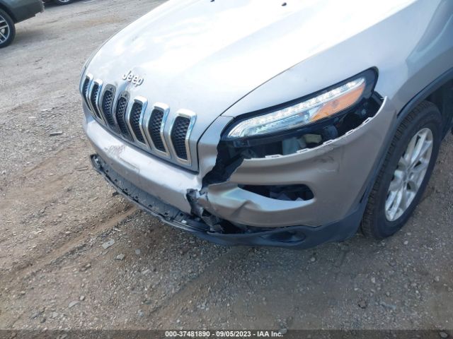 1C4PJLCB7EW186523 Jeep Cherokee Latitude