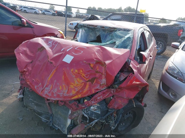 Toyota COROLLA LE 2015 5YFBURHE1FP189970 Image 2