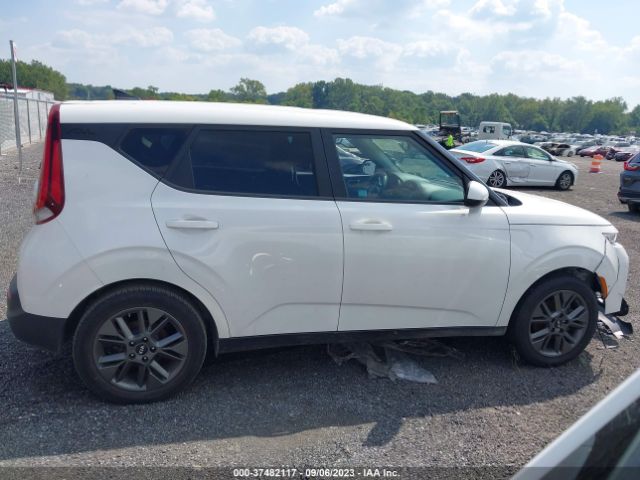KNDJ23AU1M7147538 KIA SOUL S