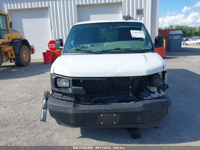 Chevrolet EXPRESS CARGO VAN 2017 1GCWGAFF0H1324014 Image 12