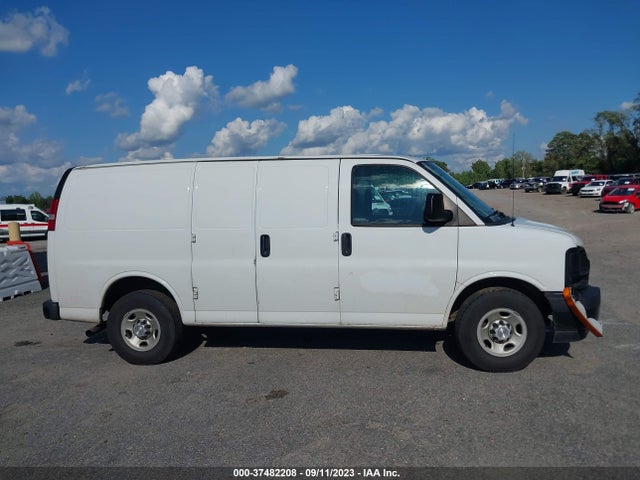Chevrolet EXPRESS CARGO VAN 2017 1GCWGAFF0H1324014 Image 5