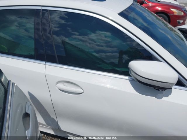 3MW5R1J02L8B27727 BMW 3 Series 330i