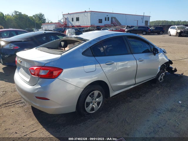 Chevrolet Cruze Ls Auto 2017 1G1BC5SM5H7132146 Image 4