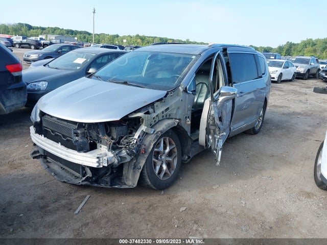 2C4RC1GG9JR233082 Chrysler Pacifica Limited