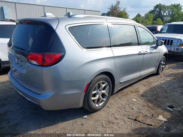 2C4RC1GG9JR233082 Chrysler Pacifica Limited