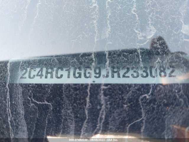 2C4RC1GG9JR233082 Chrysler Pacifica Limited