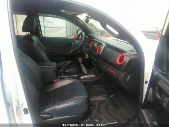 2019 TOYOTA TACOMA 4WD 5TFCZ5AN7KX199990 Photo 4