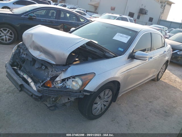 2011 HONDA ACCORD SDN LX VIN: 1HGCP2F33BA153654