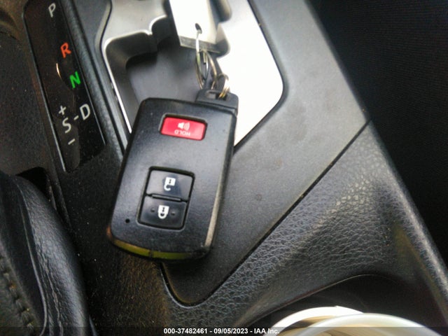 Toyota RAV4 HYBRID 2018 JTMRJREV5JD206227 Image 11