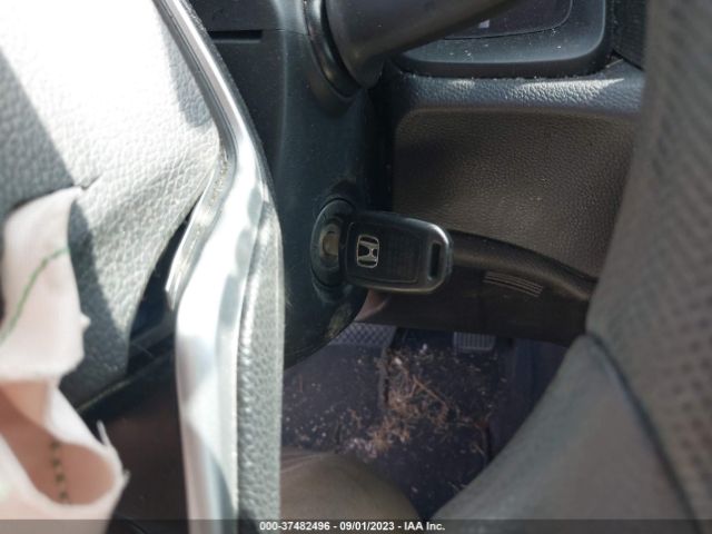 19XFC2F52JE025040 Honda Civic Sedan Lx