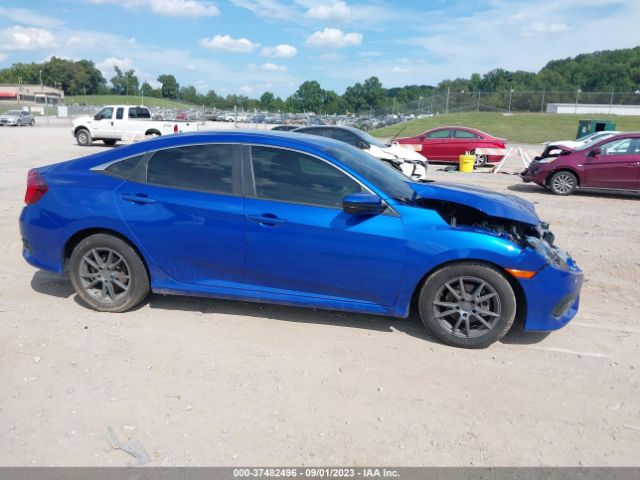 19XFC2F52JE025040 Honda Civic Sedan Lx