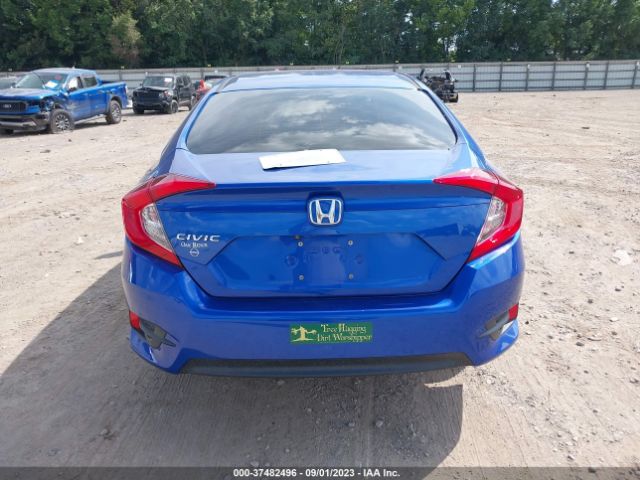 19XFC2F52JE025040 Honda Civic Sedan Lx