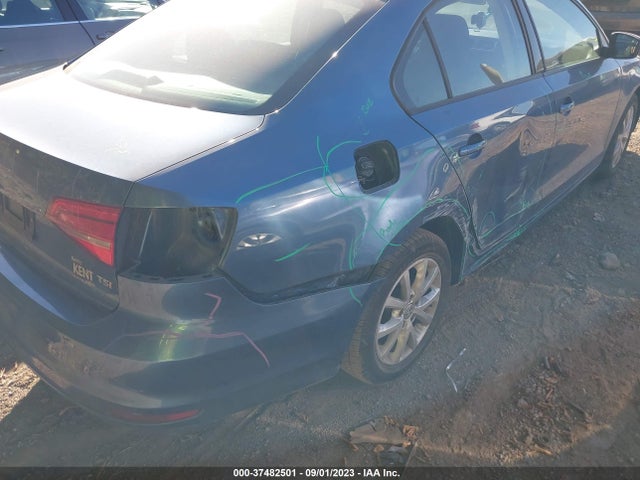 3VWD17AJ6FM321557 Volkswagen Jetta Sedan 1.8t Se