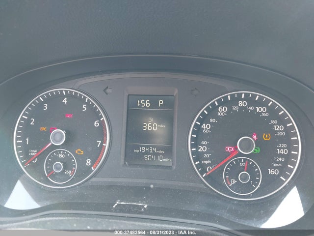 1VWAT7A37FC121349 Volkswagen Passat 1.8t Limited Edition