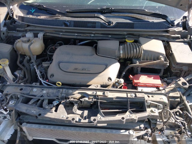 2C4RC1DG7LR256934 Chrysler Voyager Lxi