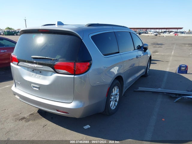 2C4RC1DG7LR256934 Chrysler Voyager Lxi