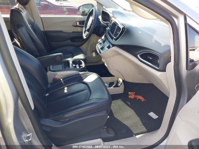 2C4RC1DG7LR256934 Chrysler Voyager Lxi
