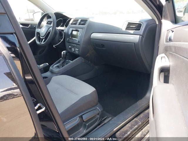 3VW2B7AJXHM293527 Volkswagen Jetta 1.4t S