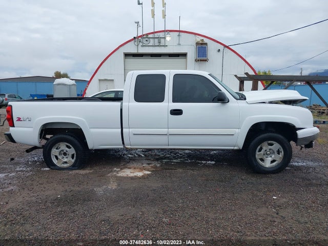 2006 CHEVROLET SILVERADO 1500 LS/WORK TRUCK/LT1/LT2/LT3 VIN: 1GCEK19B86E118044