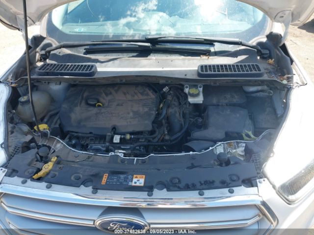 1FMCU0GDXHUE39121 Ford ESCAPE SE