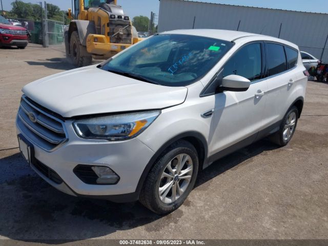 1FMCU0GDXHUE39121 Ford ESCAPE SE