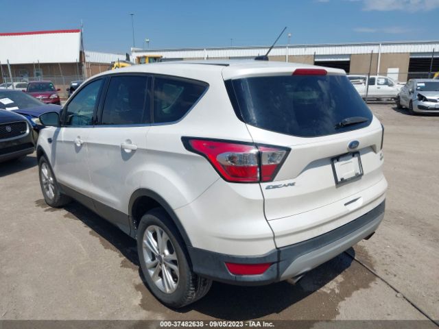 1FMCU0GDXHUE39121 Ford ESCAPE SE