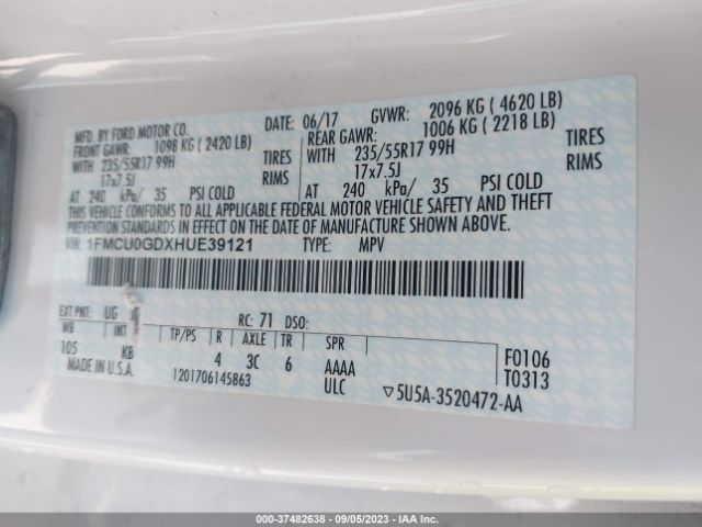 1FMCU0GDXHUE39121 Ford ESCAPE SE